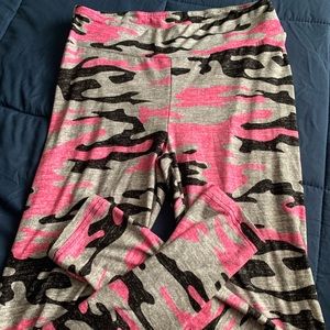 🆑 4/$20 Eye Candy Brand Woman’s Leggings, size L